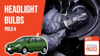 Youtube thumbnail of video "How to replace the headlight bulbs Polo mk4 💡"