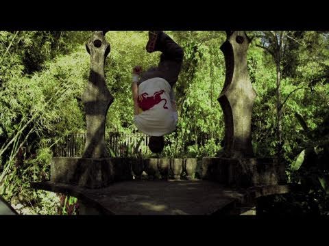 Ryan Doyle free running in beautiful Xilitla, Mexico