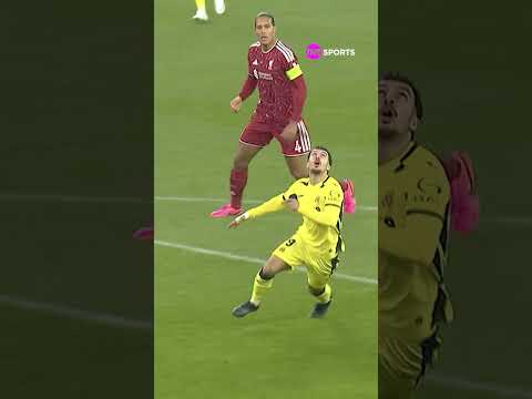 ENTREGADA DO VAN DIJK? OLHA O GOL QUE O LIVERPOOL TOMOU! 👀 #shorts