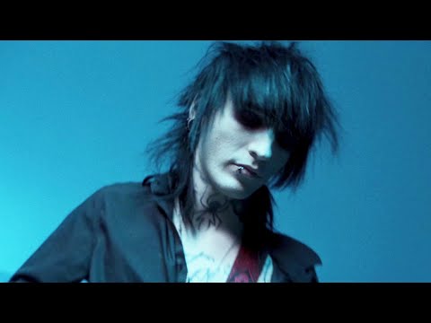 Johnnie Guilbert - Vampire