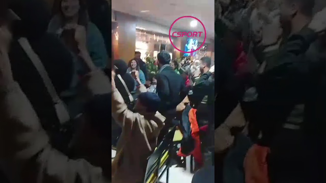 Coup Arabe فرحة هسترية للجمهور - فرحة هسترية للجمهور المغربي بالهدف الثالث للمغرب أمام الأردن #maroc #football #اكسبلور