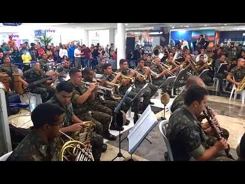 Banda do 4 BIL - Game of Thrones - Apresentação no Shopping Aricanduva 2017
