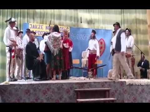 Kamionka Wielka Pożegnanie pani dr  M  Ruśniak przez zespół Sami Swoi Janosik