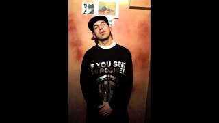 Termanology (ft. Novel) - Champagne Money