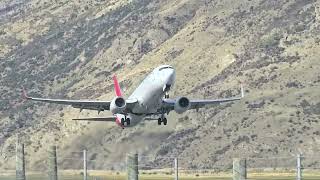 Qantas Boeing 737-838 Takeoff