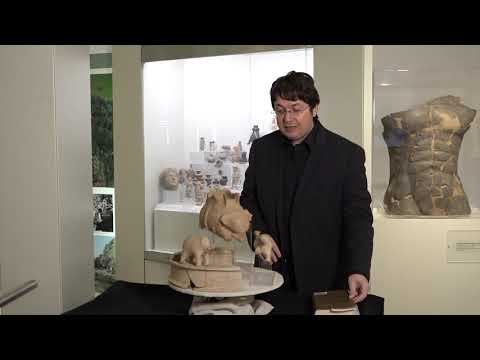 #ETRUscopri: Il donario con elefanti e Cerbero