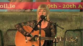 Eleanor Shanley sings at Fleadh Cheoil 2012 launch: Traditional Irish Music from LiveTrad.com