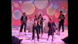 Yasmin & the Tealeaves - Hot Air Balloon (Bradford / Wayman)