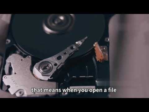 How SSDs Work and Defragmentation Explained!#TechExplained #Defragmentation