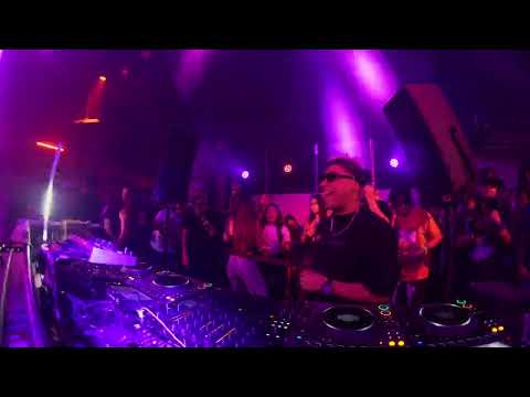 Tony Guerra @ Tony Takes en CDMX Loolooo (Mexico)