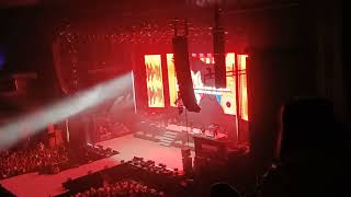 Sigo a lo mío de @abrahammateo en concierto 