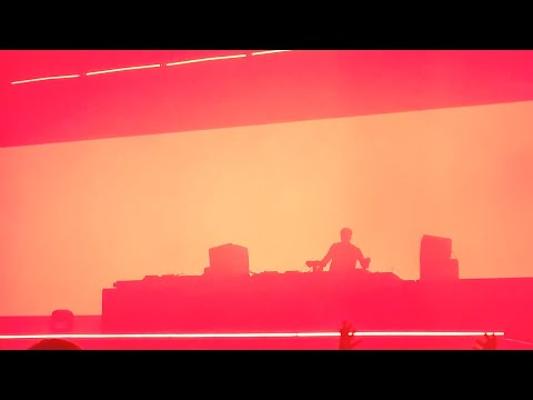 Øostil - Rebel XX [Zurich Openair 2023]