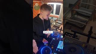 Download lagu This drop goes hard 🔥 | Leave a follow 🫶 #dj #djremix #drop #techhouse #electronicmusic mp3