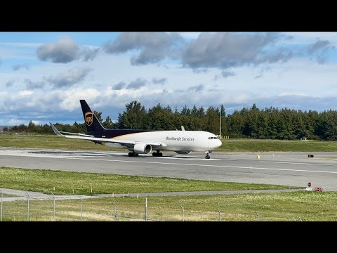 Runway 15 Takeoffs and Landings at Ted Stevens Anchorage International Airport