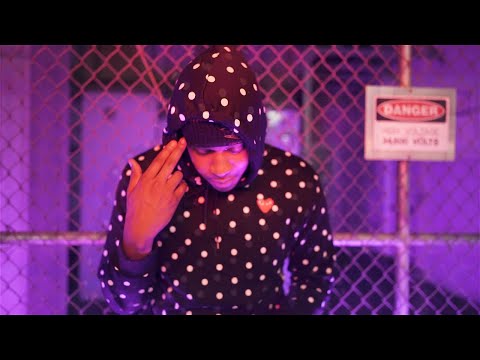 FTH Mari - "Hoodie & Skully" [Shot by @ColourfulMula]