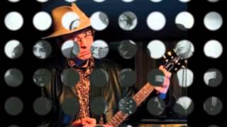 FLAT OUT GET IT WEBB WILDER