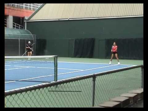 Julia Schruff and Natalie Grandin practice Auckland 2010.WMV