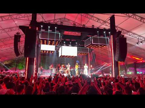 Anitta - Avisa Lá (Feat Lexa, Pocah e Rebecca) (Ensaios da Anitta 29/1)