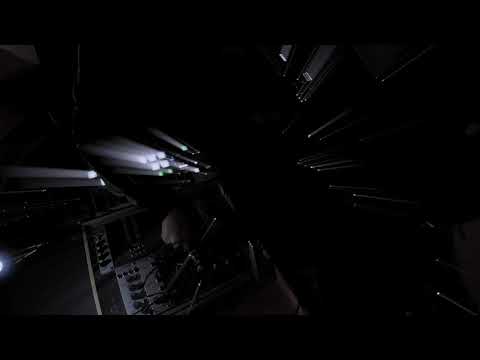 Andrew McLoud - Locking Santa (livesession)