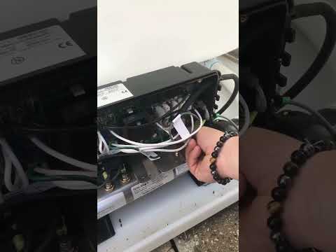 Vidéo changement clavier Balboa TP400 et TP540