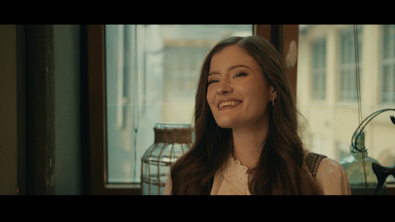 Madeline Juno — Tu Was Du Willst