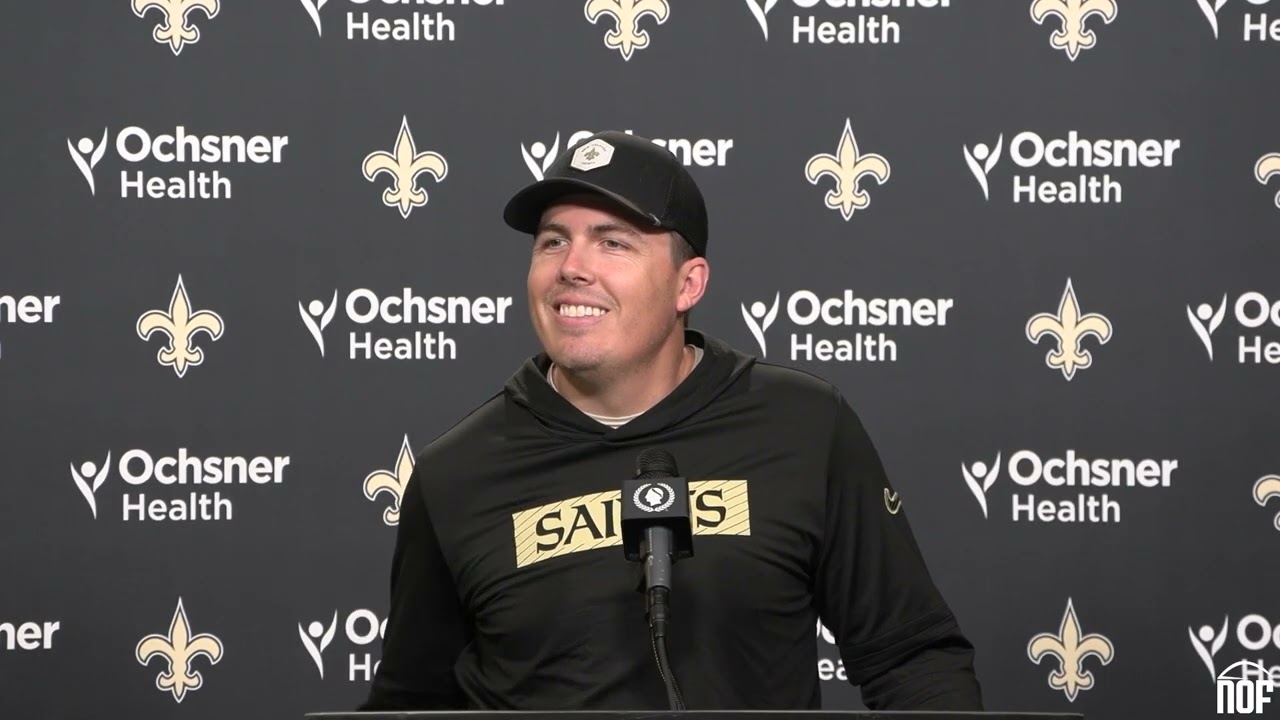 Saints HC Kellen Moore on Alvin Kamara, Devin Neal, starting kicker, running back depth, Dolphins