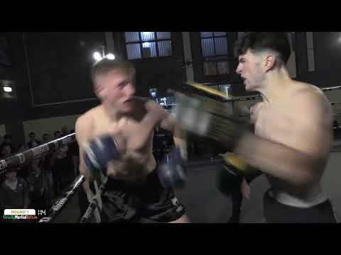 Sean Keane vs Paddy Nicholson - Arena Kickboxing 1