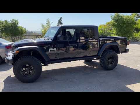 GLADIATOR RUBICON AEV 2.5 LIFT