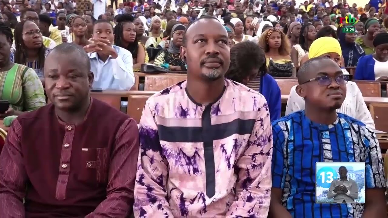 Sortie de promotion de plus 1500 étudiants diplômés en licence à l’université Thomas Sankara