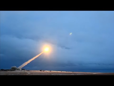 NEUE WAFFENSYSTEME: Russland protzt mit neuen "Wunderwaffen"