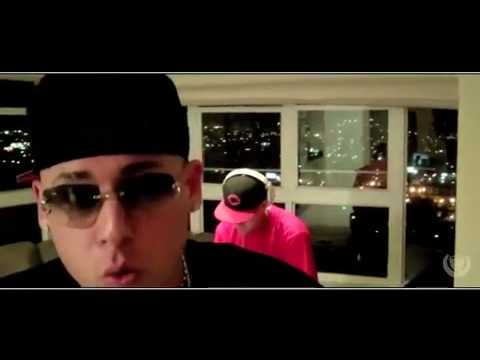 Cosculluela manda saludos a su combo Rottweilas inc.