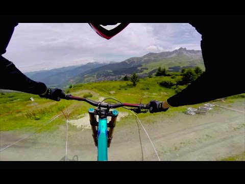 Downhill Mountain Bike POV Course Preview at Méribel 2014