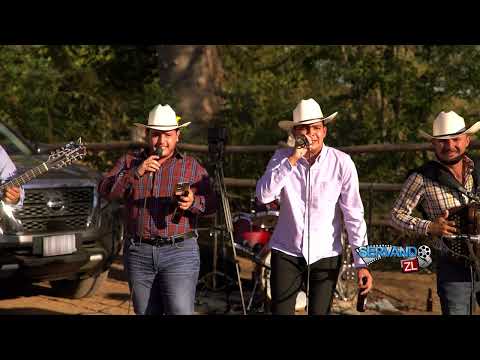 Los Mentados De Culiacan Ft. Grupo Arriesgado - Sinaloa Bajo El Sombrero (En Vivo 2022)