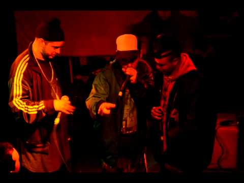 elixir de beat en el cumpleaños de living pub 2011