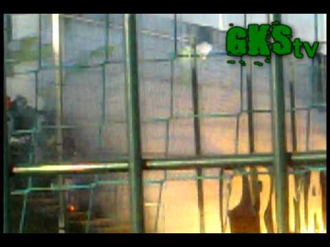 OLIMPIA II - START WARLUBIE 14.11.2010 (Oprawa Kibiców)