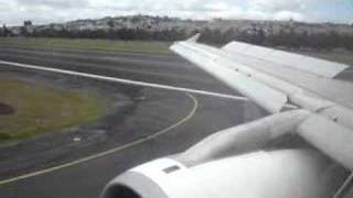 preview picture of video '[2005-05-10] Landing at Quito, Ecuador'
