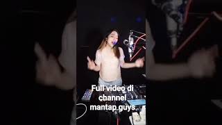 Download lagu DJ RERE MONIQUE HENDAKLAH CARI PENGGANTI mp3