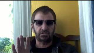 Ringo Starr says he&#39;s too busy to sign autographs