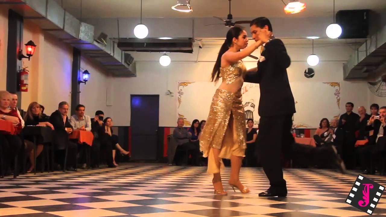 FLORENCIA LABIANO Y HERNAN RODRIGUEZ en el Sin Rumbo (Tango)