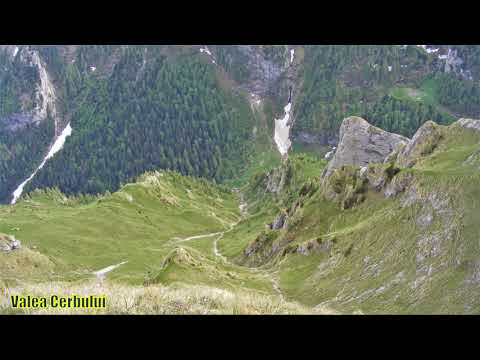 Colții (Acele) Morarului - munții Bucegi (Bucegi Mountains - Moraru Ridge)