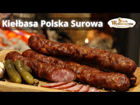 kiełbasa polska surowa którą zrobiłem według przedwojennej receptury.