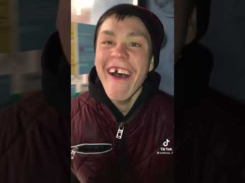 Andrusa nervos cauta bătaie