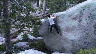 Video thumbnail of Kinesthesia, V5. Tramway