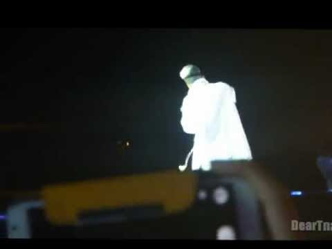 130116 Golden Disk Awards 2012 G-Dragon closeup during Heartbreaker