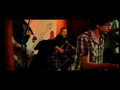 Live Record Club - Pocketlint