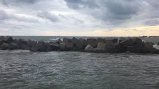 mare-mosso-vento-e-pioggia