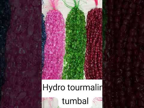 Green fancy necklace