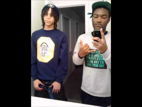 Money Hungry Zay & Money Hungry Dee (#TeamMoneyHungry) - Young Niggas