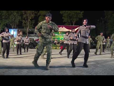 Goyang Tobelo TNI-Polri, Sinergitas Divif 2 Kostrad dengan Polres Kabupaten Pasuruan