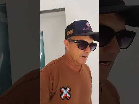 Éu conversando e mostrando o trabalho do prefeito Ricardo Galvão Aragarças Goiás 